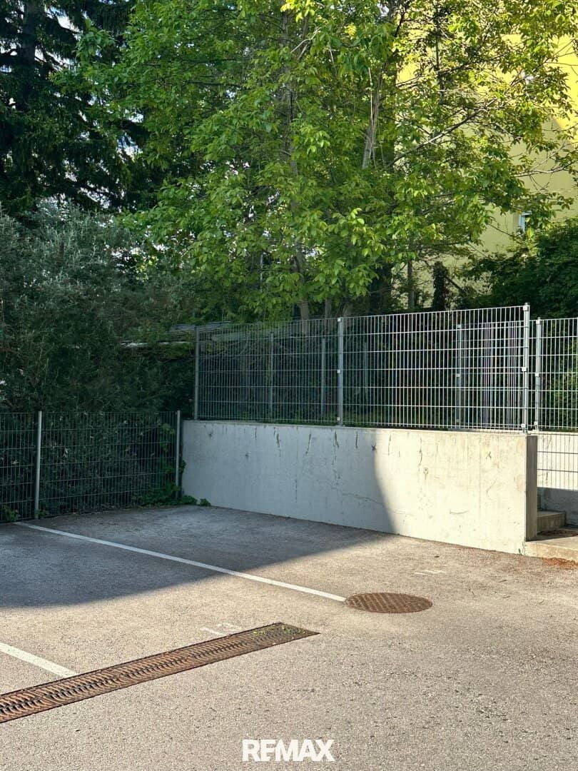 PKW Stellplatz in Bad Vöslau