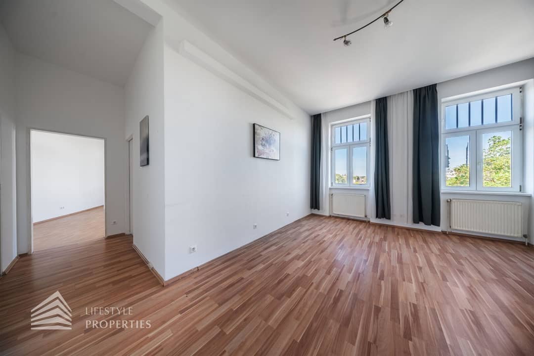Altbauwohnung lichtdurchflutet großzügiges Wohnzimmer