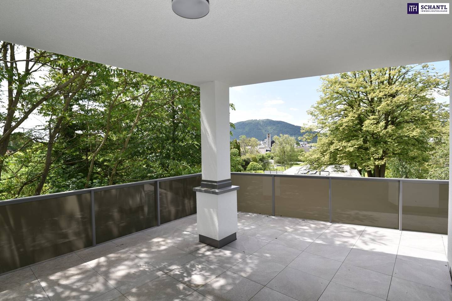 Penthouse mit Terrasse und Weitblick