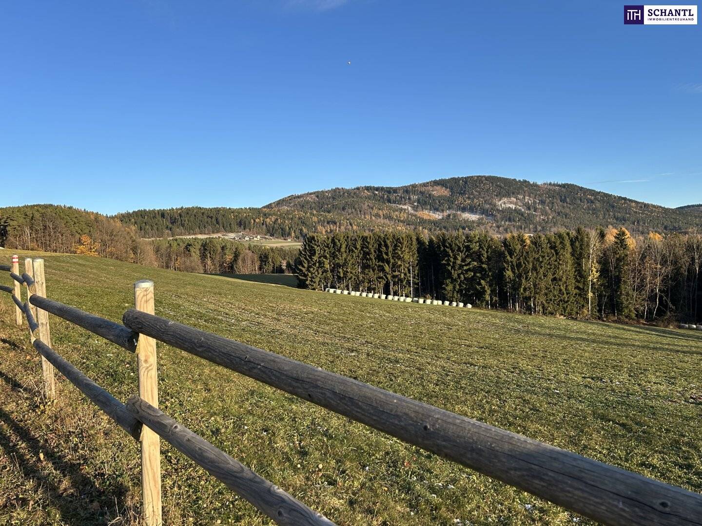 Baugrundstück mit Panoramablick in Weinitzen