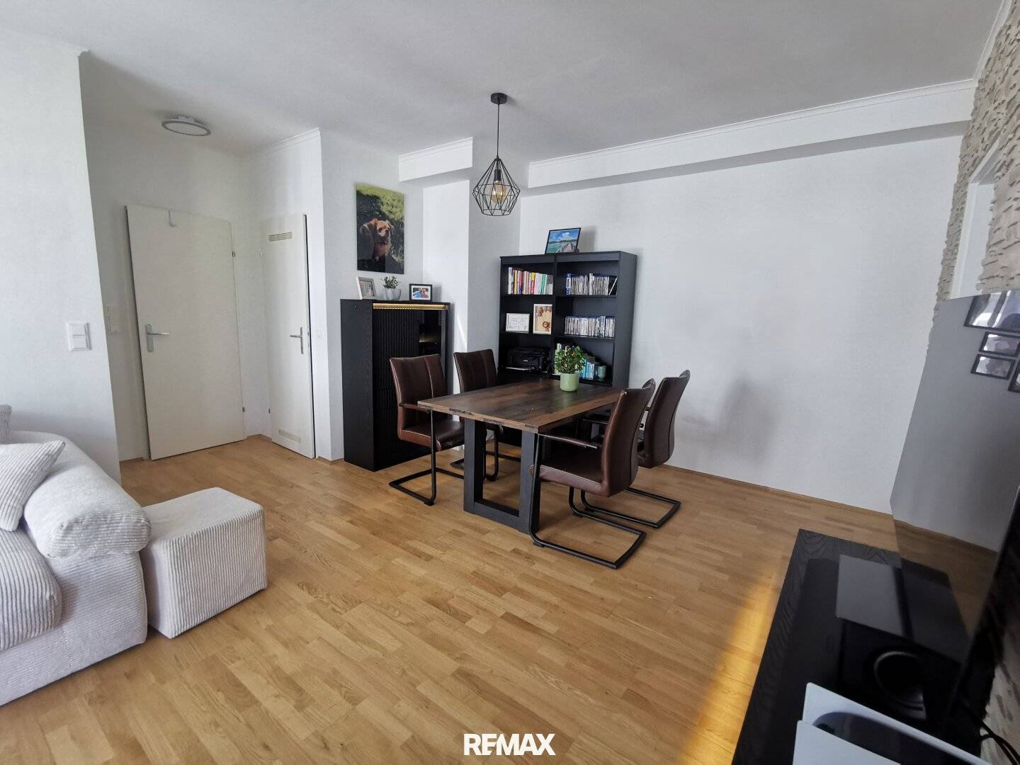 Apartment with lake access in a quiet new development