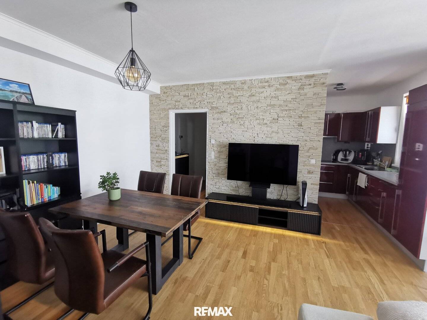Apartment with lake access in a quiet new development