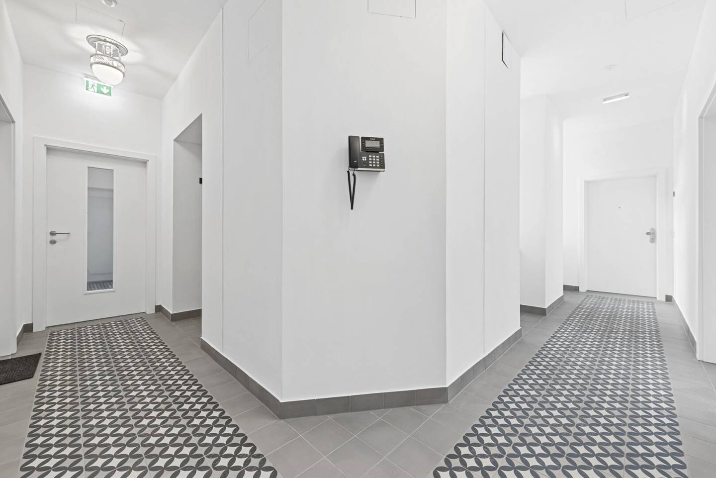 PERFEKT AUFGETEILTE 2-ZIMMER-WOHNUNG NÄHE U1 KEPLERPLATZ