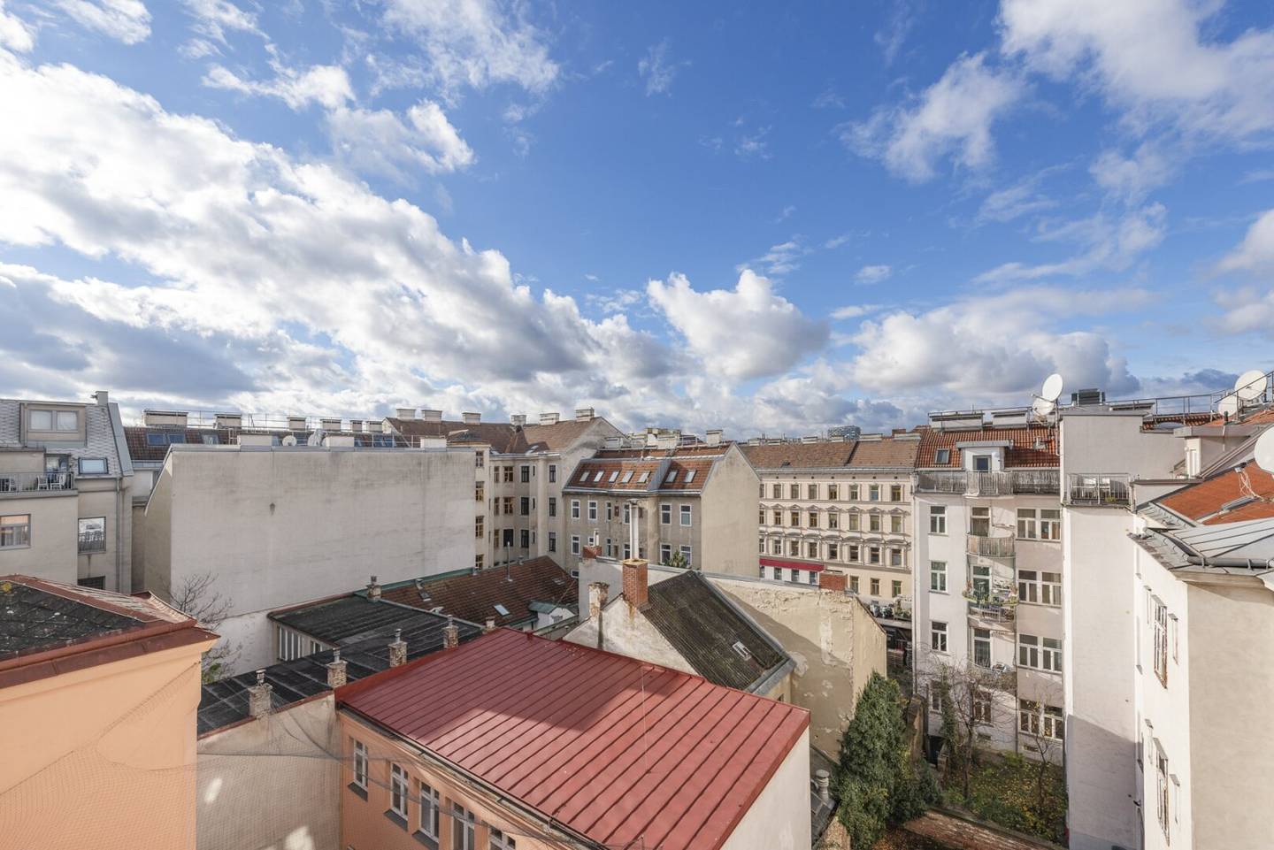 CHARMANTE GENERALSANIERTE 1-ZIMMER-WOHNUNG IN 1100 WIEN