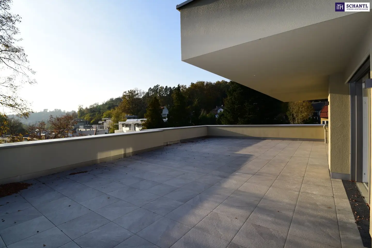 Exclusive maisonette new-build apartment in Graz-Mariatrost with gigantic terrace commission-free