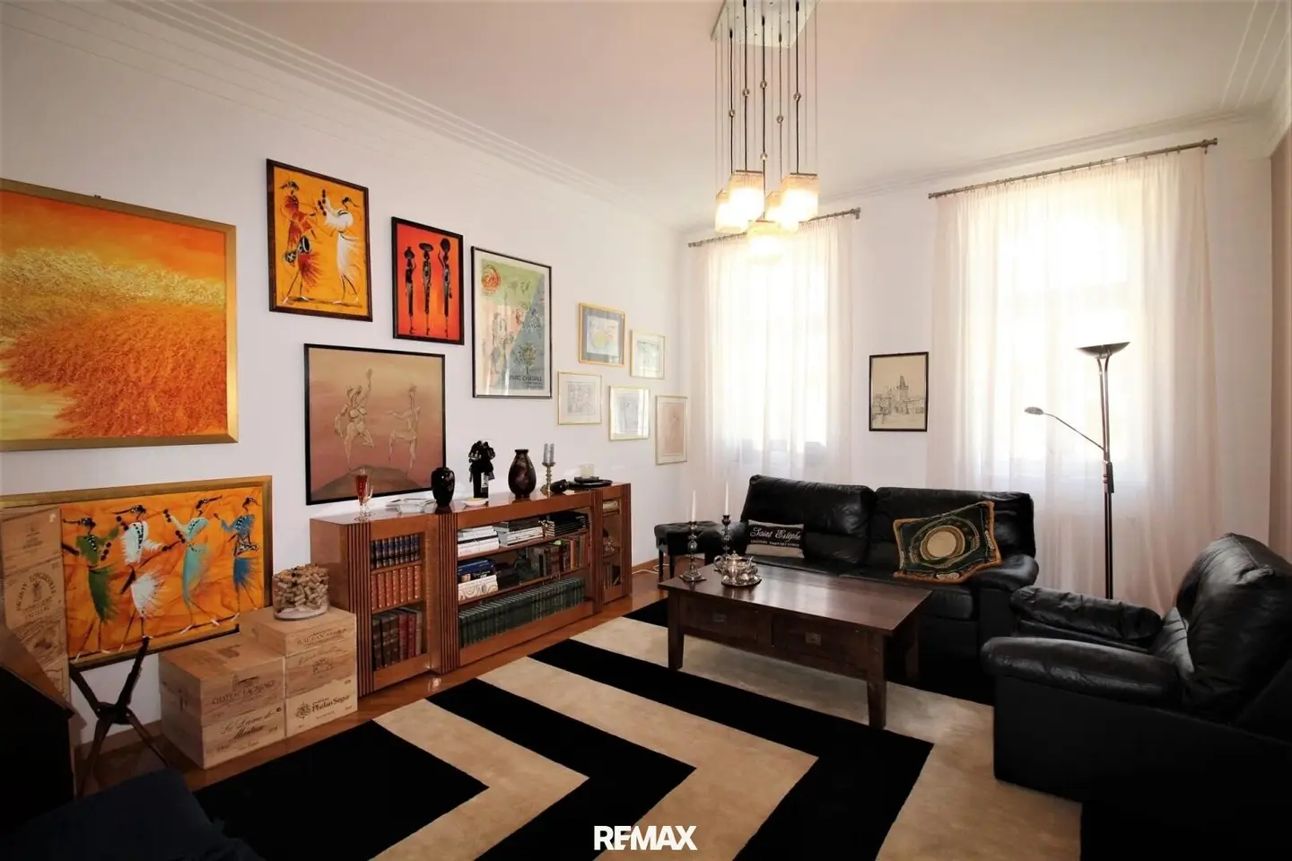 Apartment Art Deco Balcony