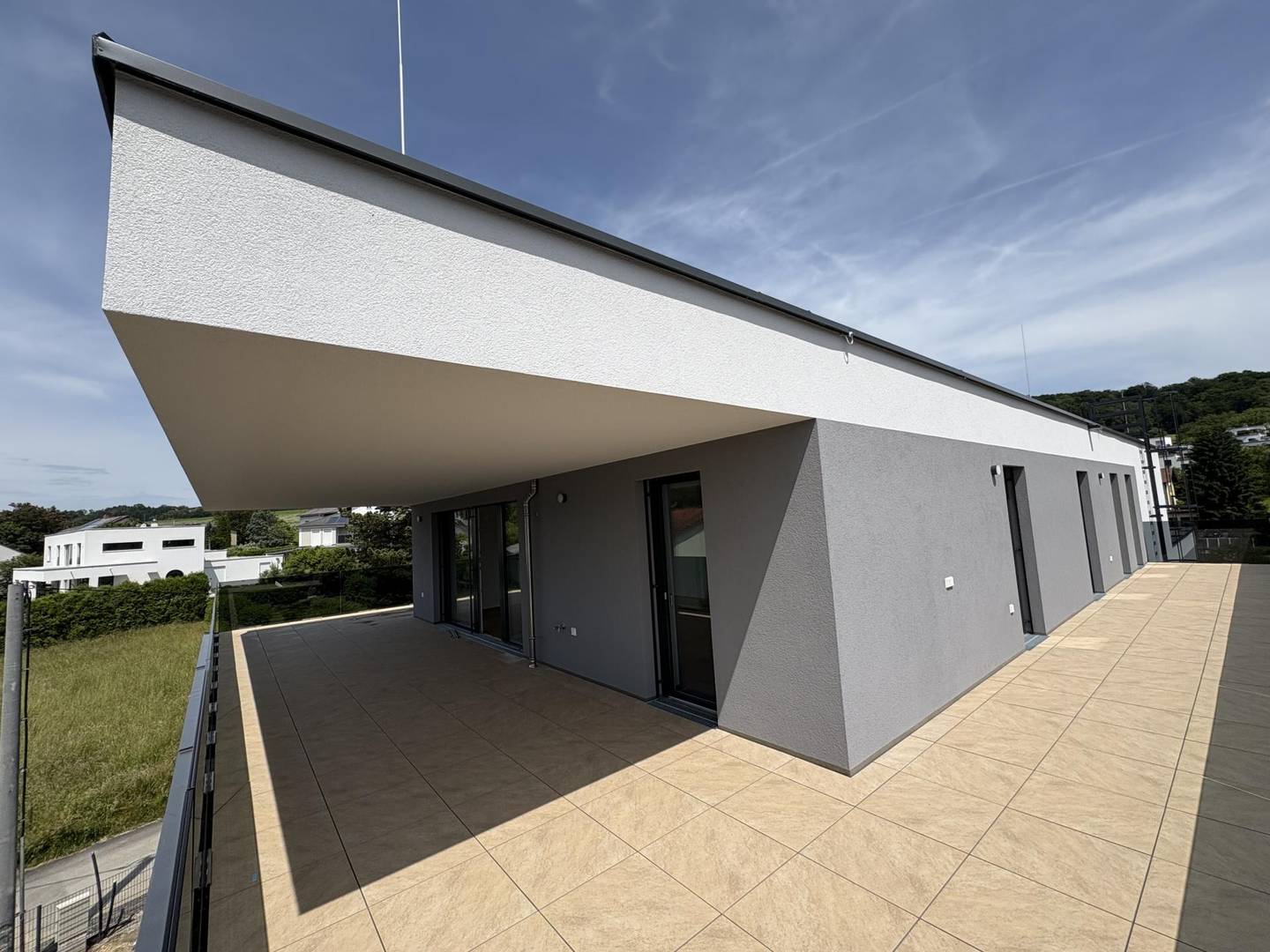 Penthouse with terrace and lift access
