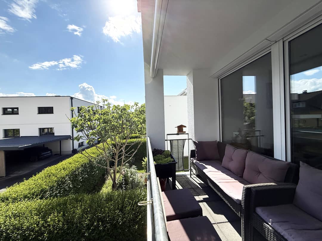 High quality Wohnung with balcony and carport