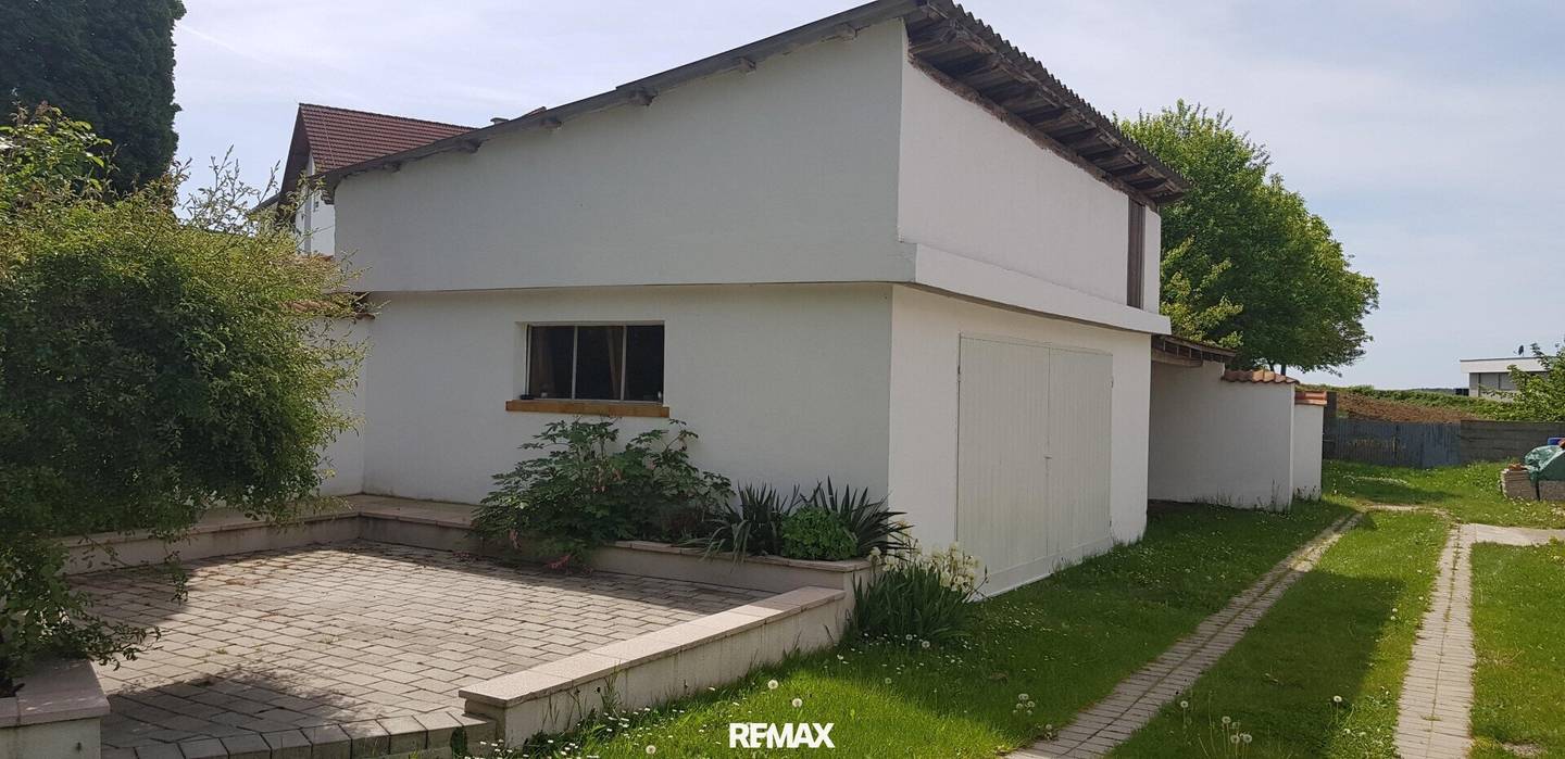 Einfamilienhaus mit Garten in Olbendorf