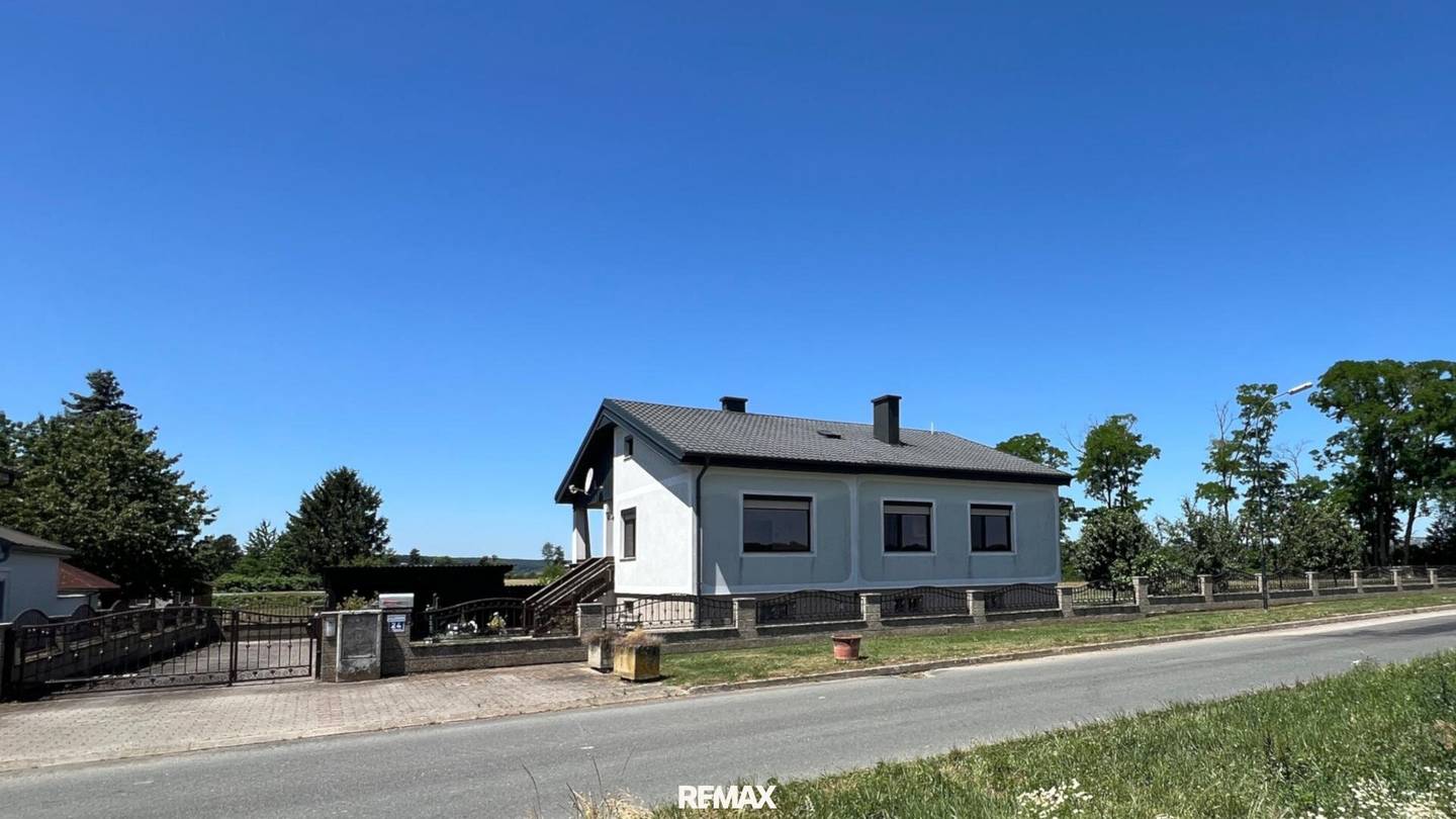 Einfamilienhaus mit Garten in Bildein