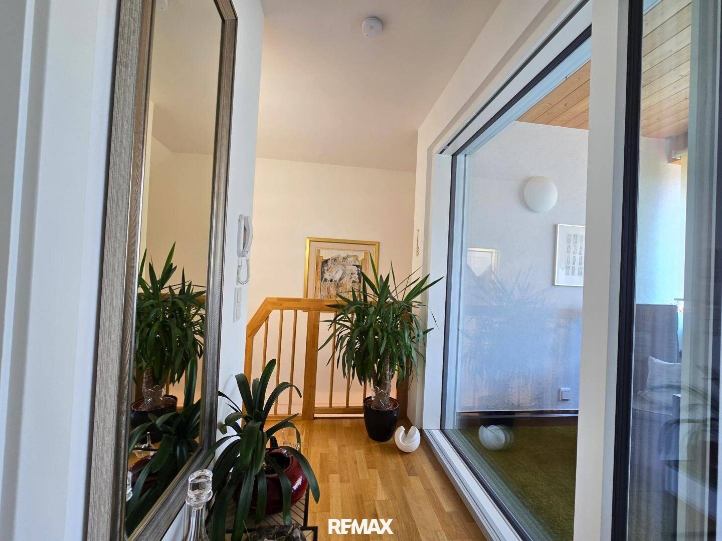 Wohnung zentral gelegen mit Loggia und umfassend saniert