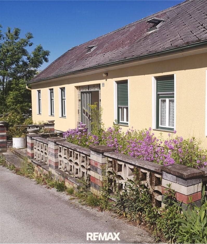 Dreikanthof mit Innenhof in Stegersbach