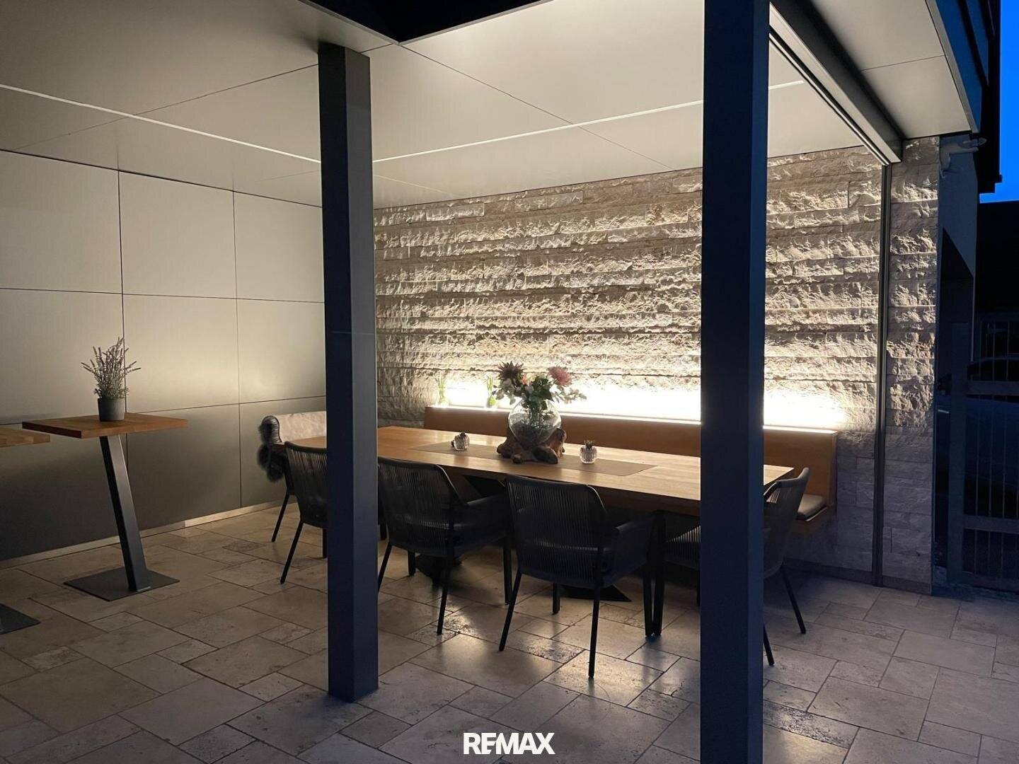 Flexibles Wohnhaus mit Wellness in Wörth