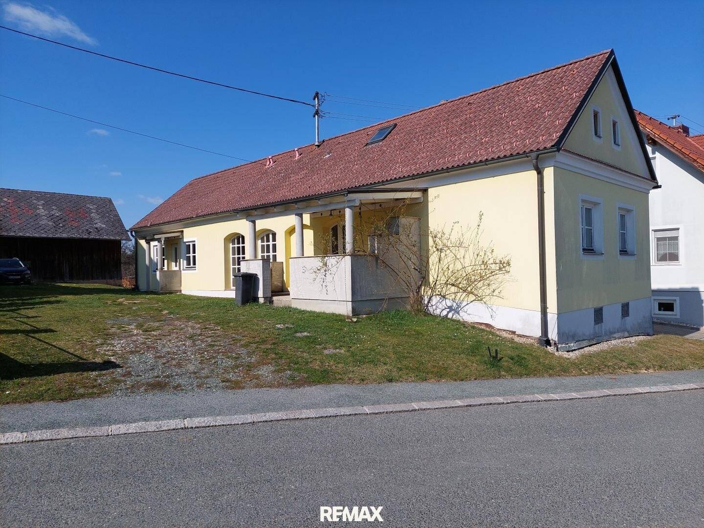 Wohnhaus in ruhiger Lage