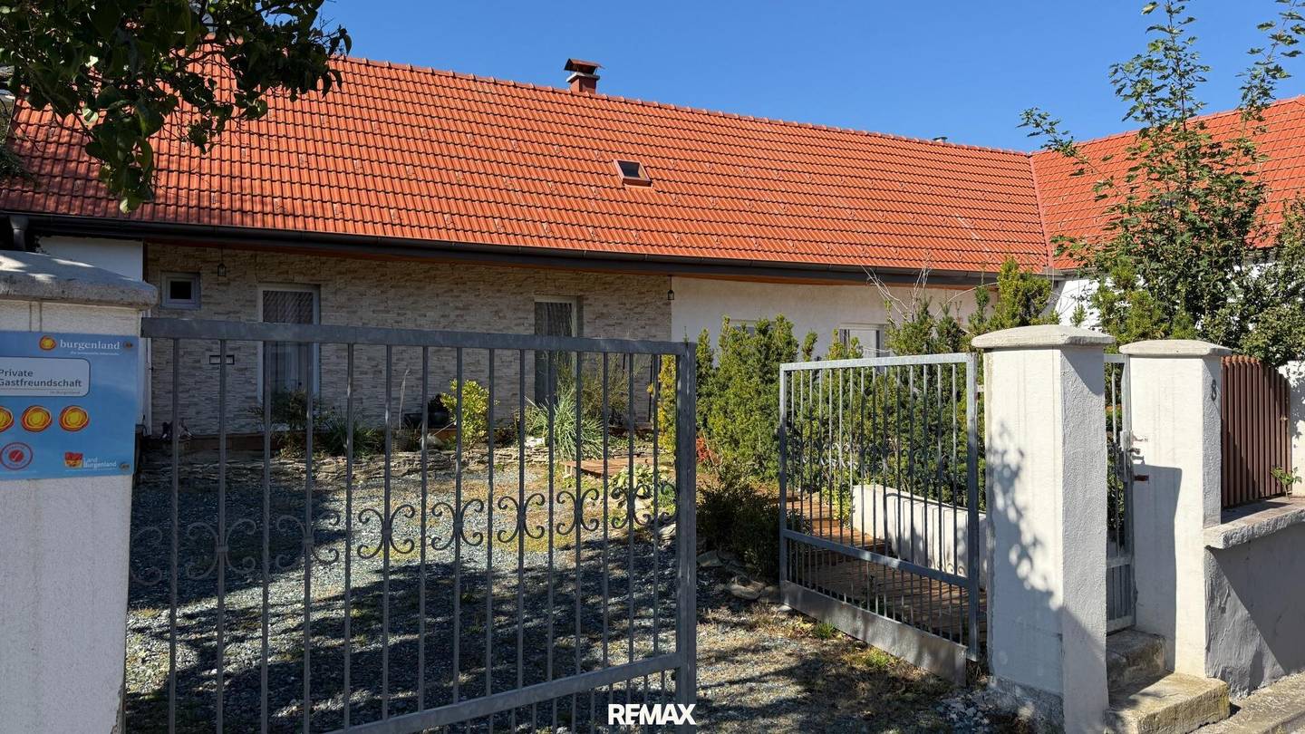 Renovated Historic House with Castle View in Stadtschlaining