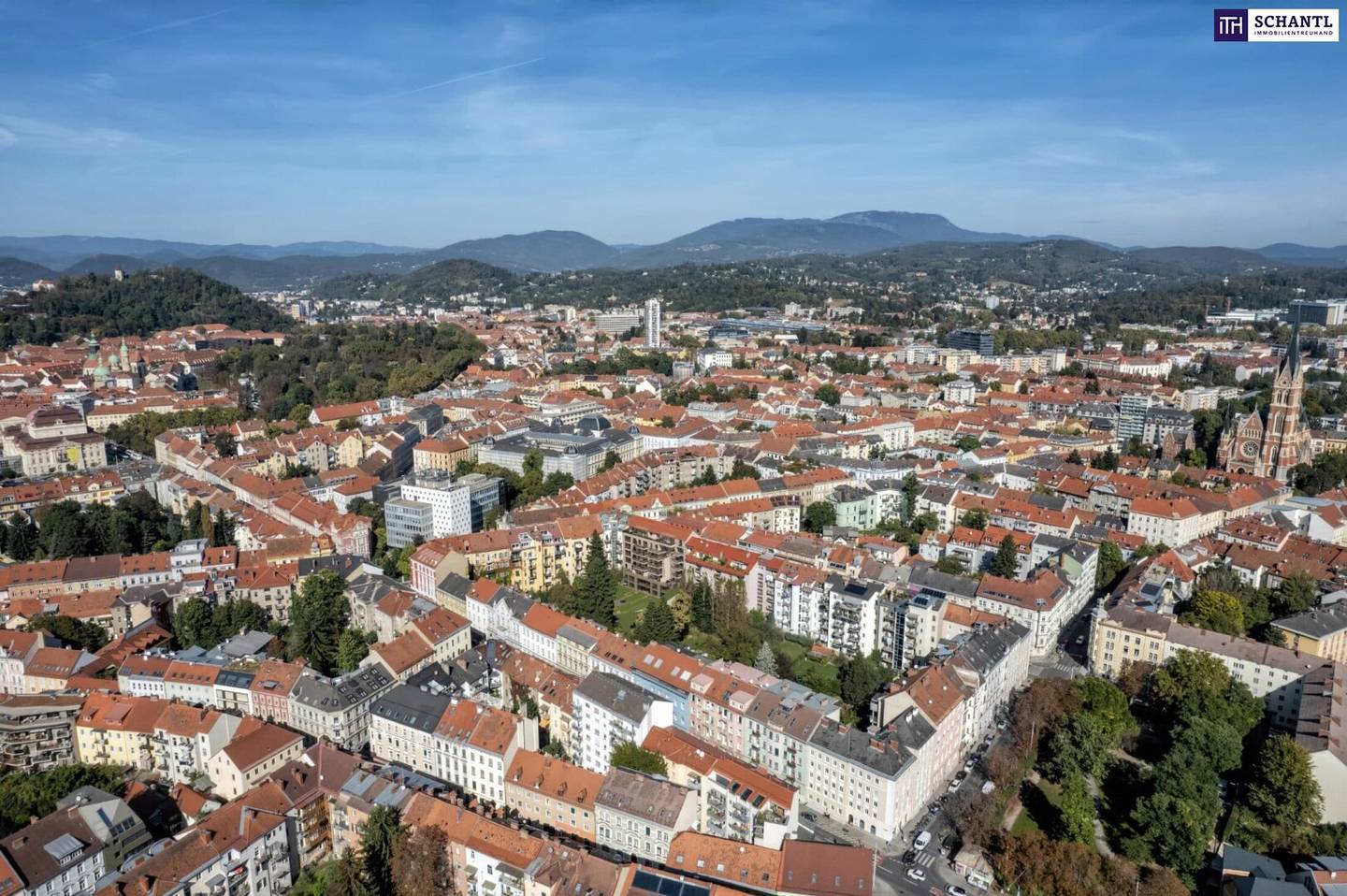 Dachgeschosswohnung Graz St Leonhard Balkon Tiefgarage