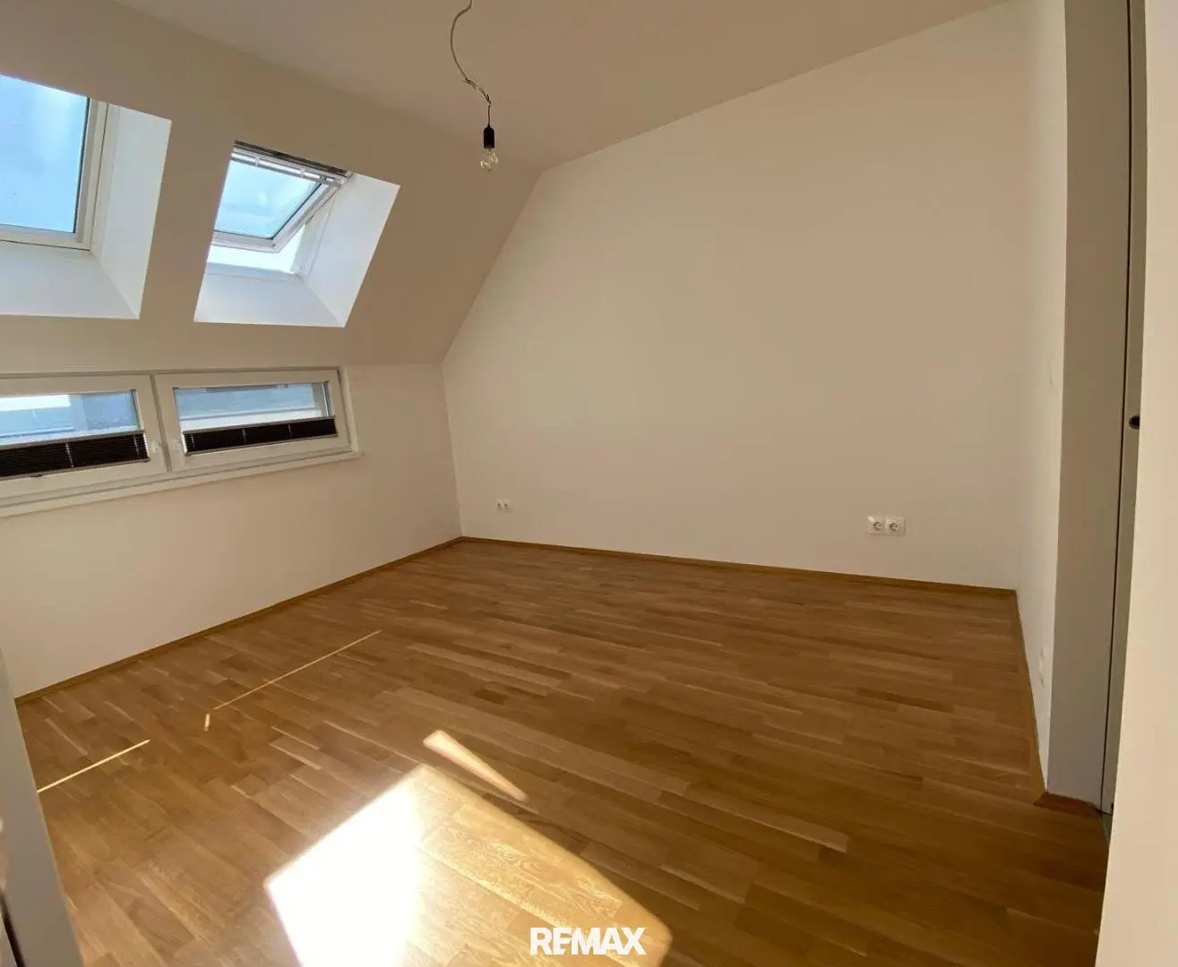 Wohnung Neubaustandard mit Fußbodenheizung Loggia