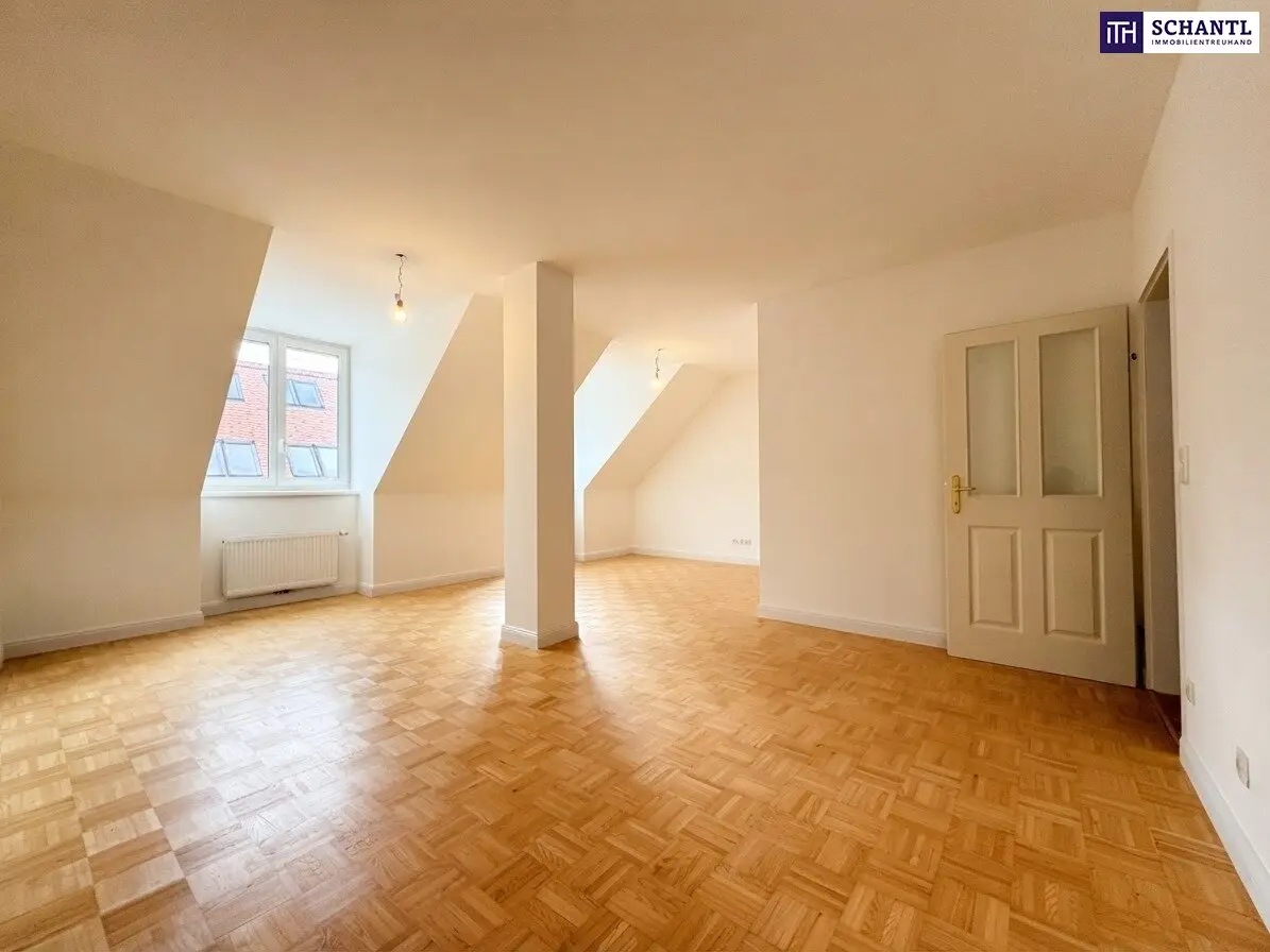 Dachgeschosswohnung Erstbezug nach Sanierung Eigengarten
