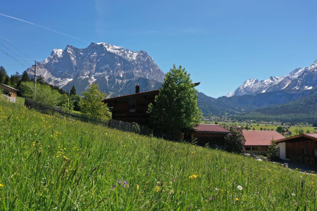 Baugrundstück mit Bergblick in Lermoos