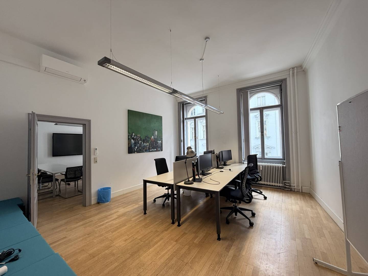 Stylish Altbau Office in 1070 Vienna