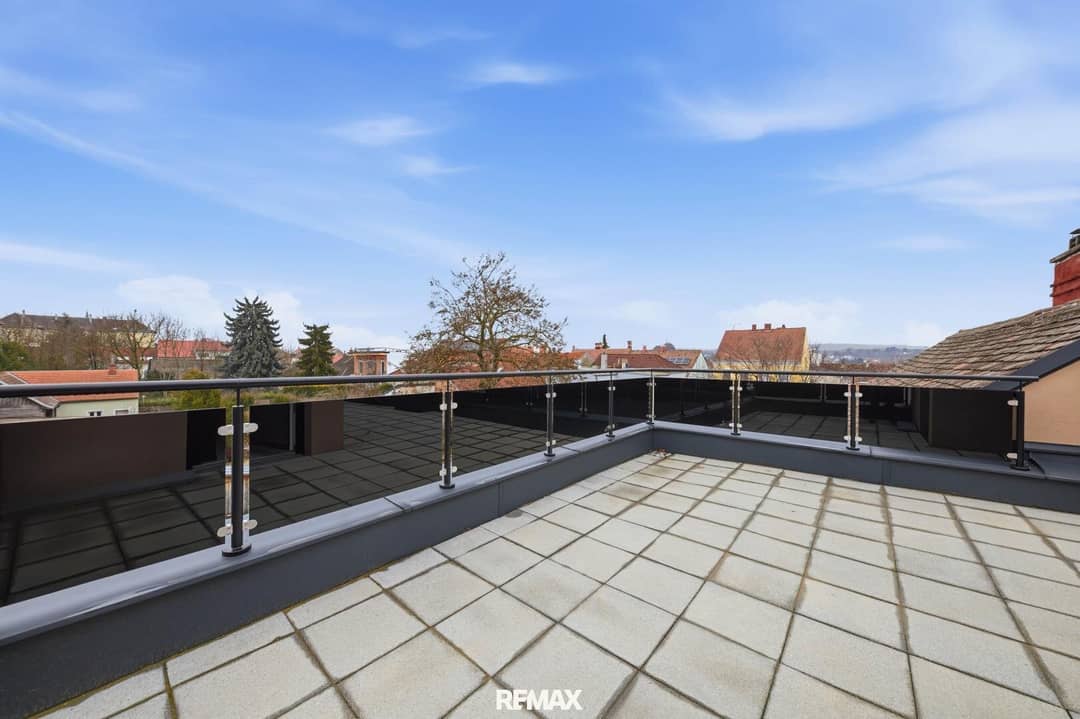 Modernes Einfamilienhaus mit Dachterrasse