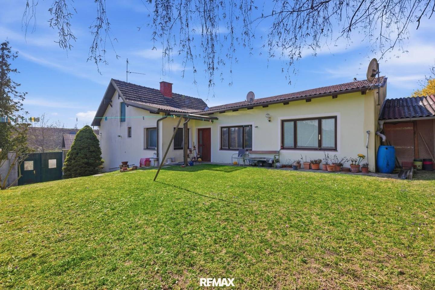 Einfamilienhaus mit Terrasse in Großweikersdorf