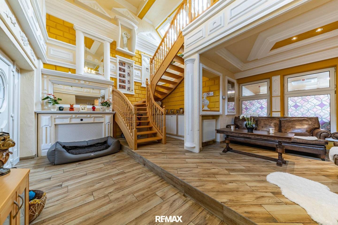 Estate with 229 m² in Pernersdorf