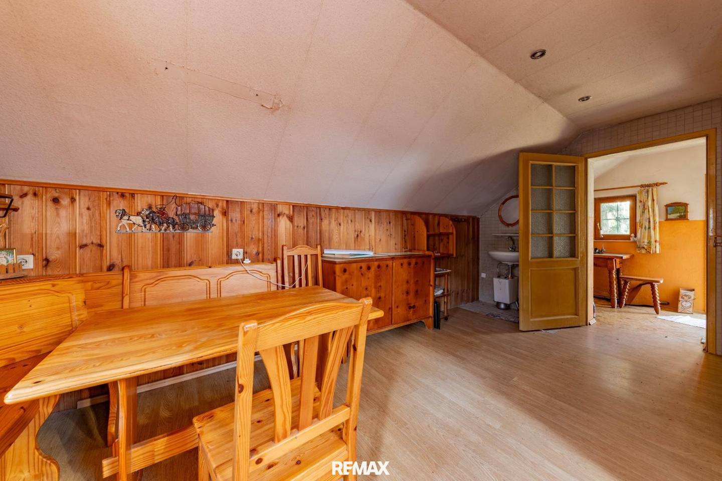 Charming Press House with Wine Cellar