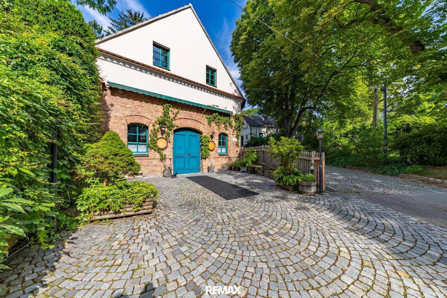 Exklusives Lokal mit Wohnung in Hollabrunn