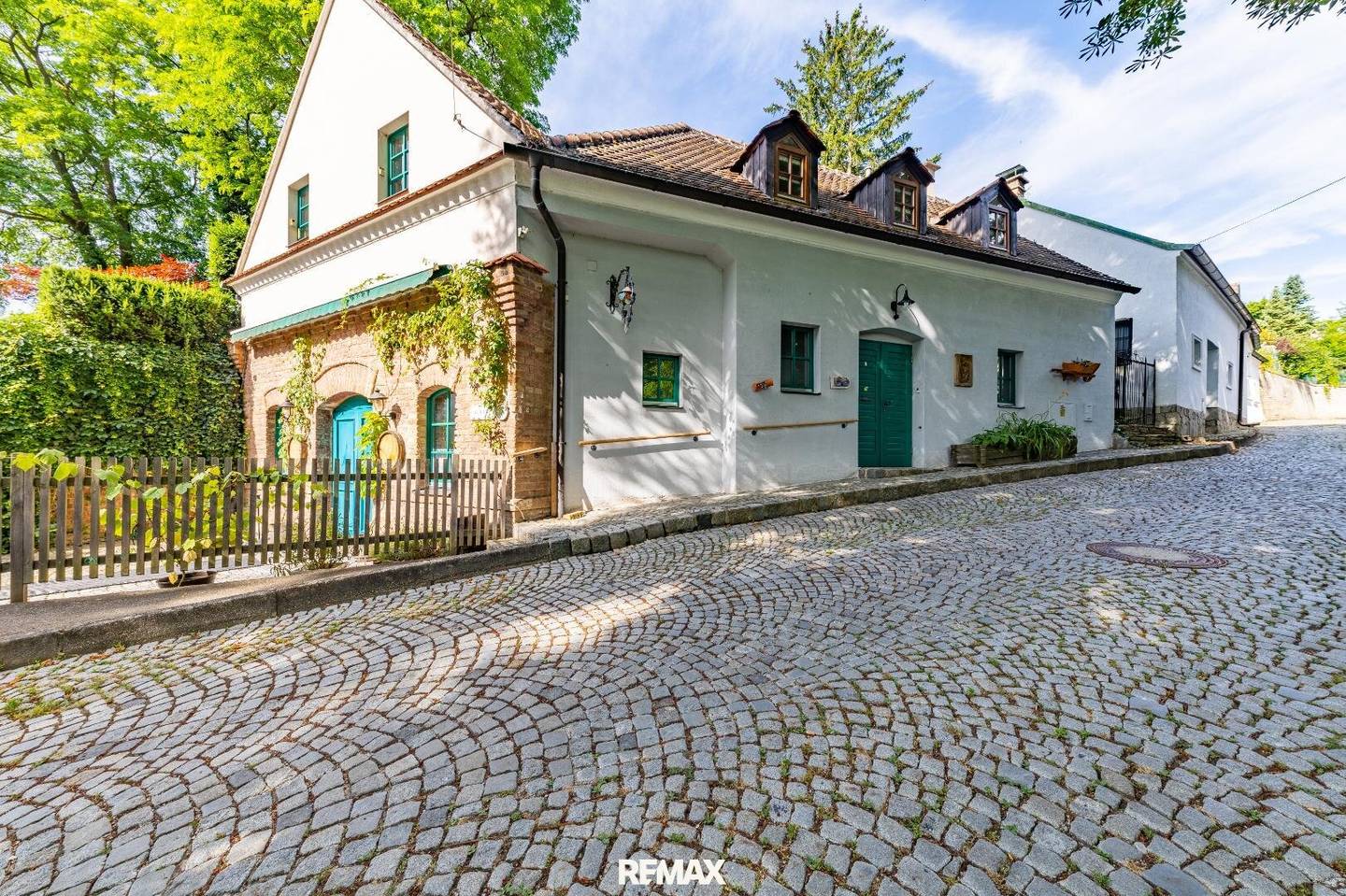 Exklusives Lokal mit Wohnung in Hollabrunn