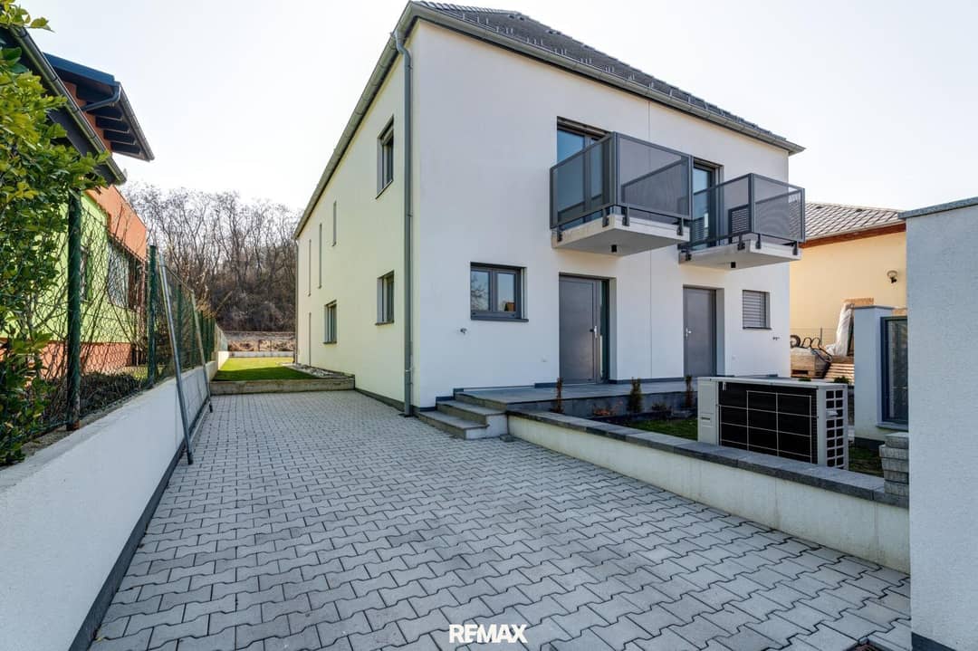 Neubau-Doppelhaushälfte in Sierndorf