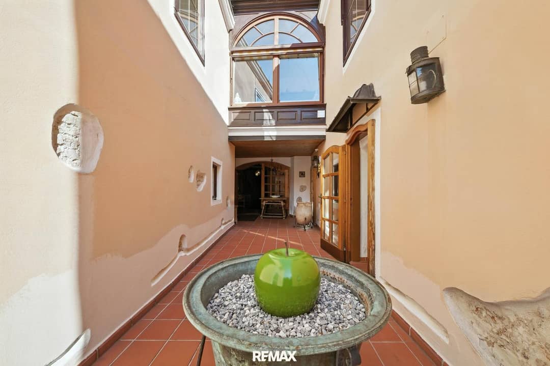 Historic Townhouse in Krems Old Town