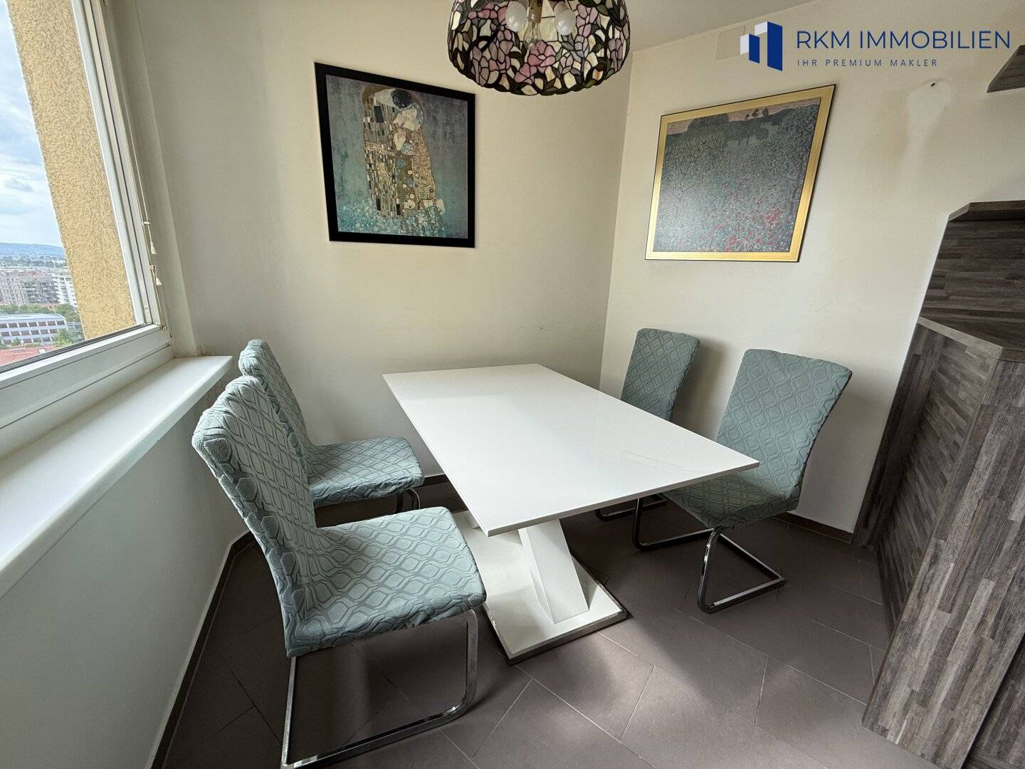 Maisonettewohnung mit Loggia und Panoramablick