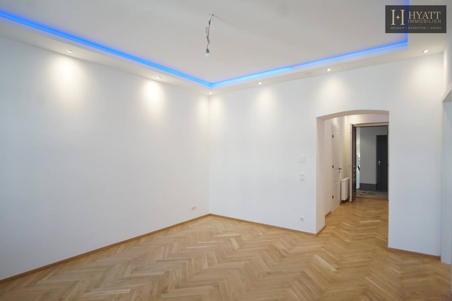 Altbauwohnung Erstbezug Aufzug