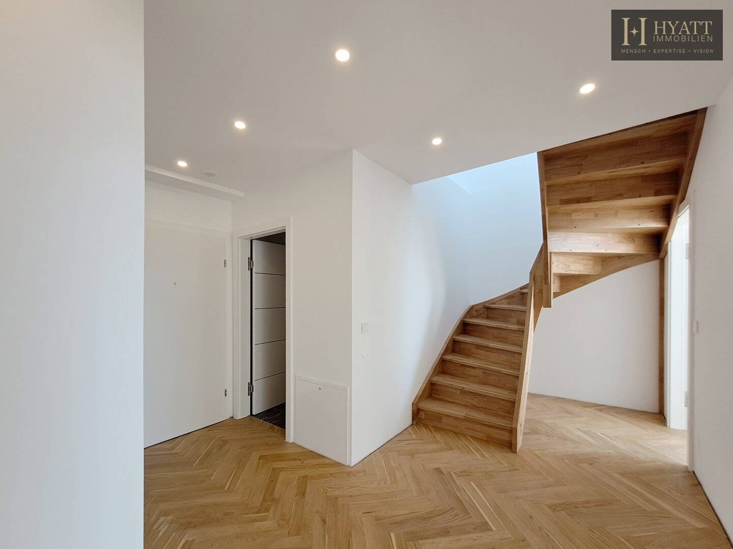 Dachgeschosswohnung Vienna Hernals Terrace First Occupancy