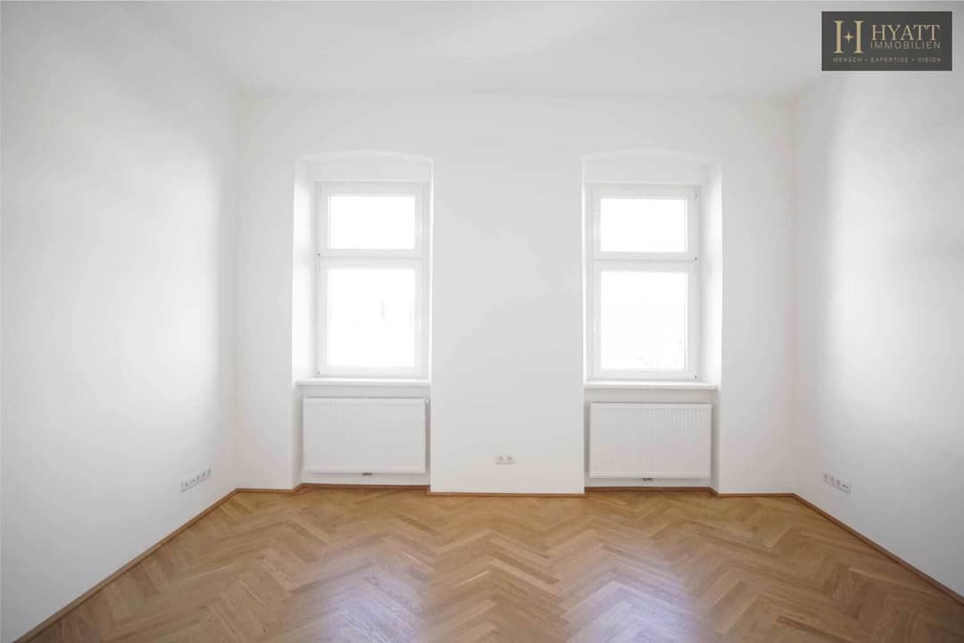 Erstbezug Wohnung im Altbau mit Lift