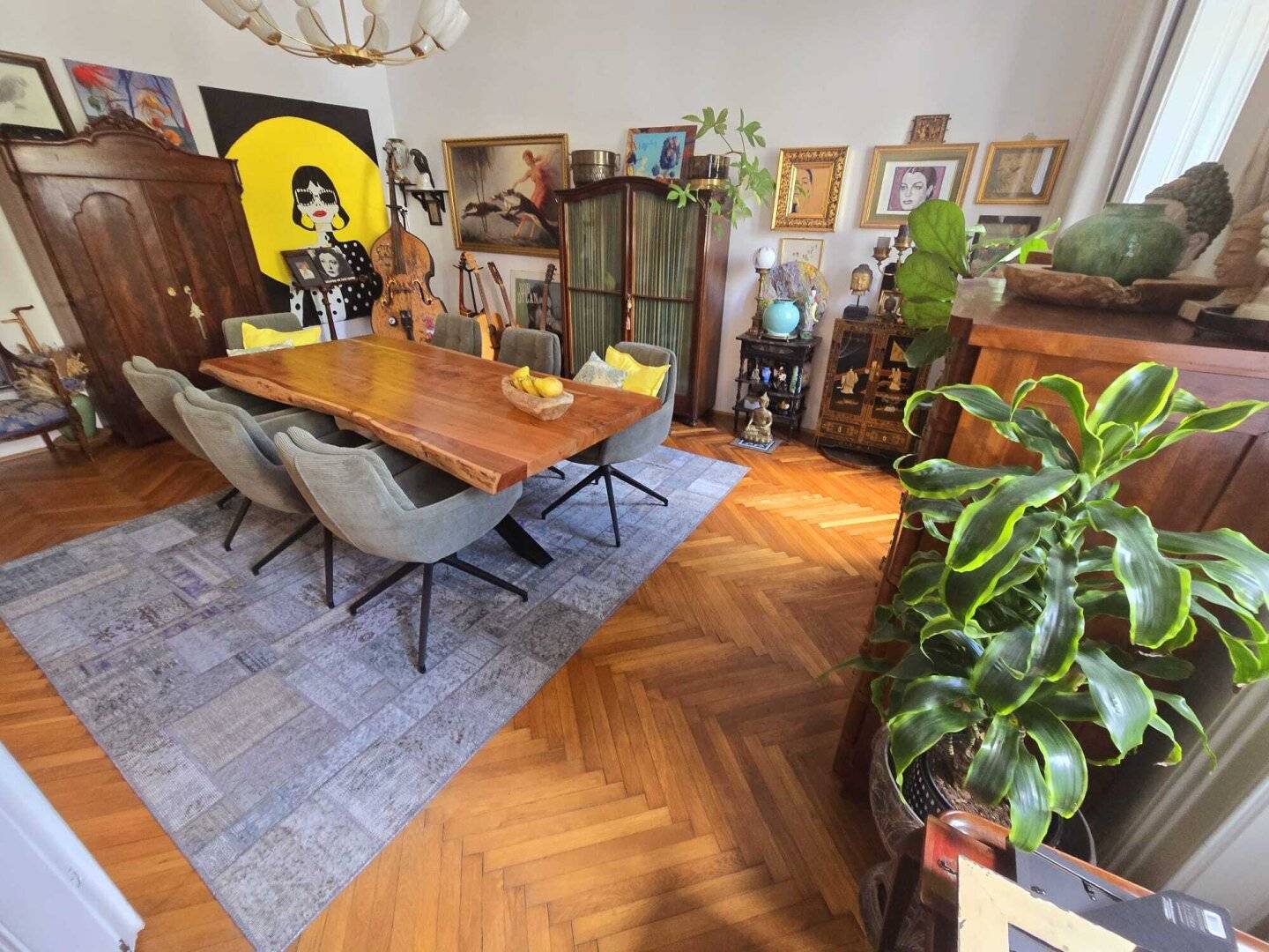 Wohnung mit Südwestterrasse und Kamin im Altbau