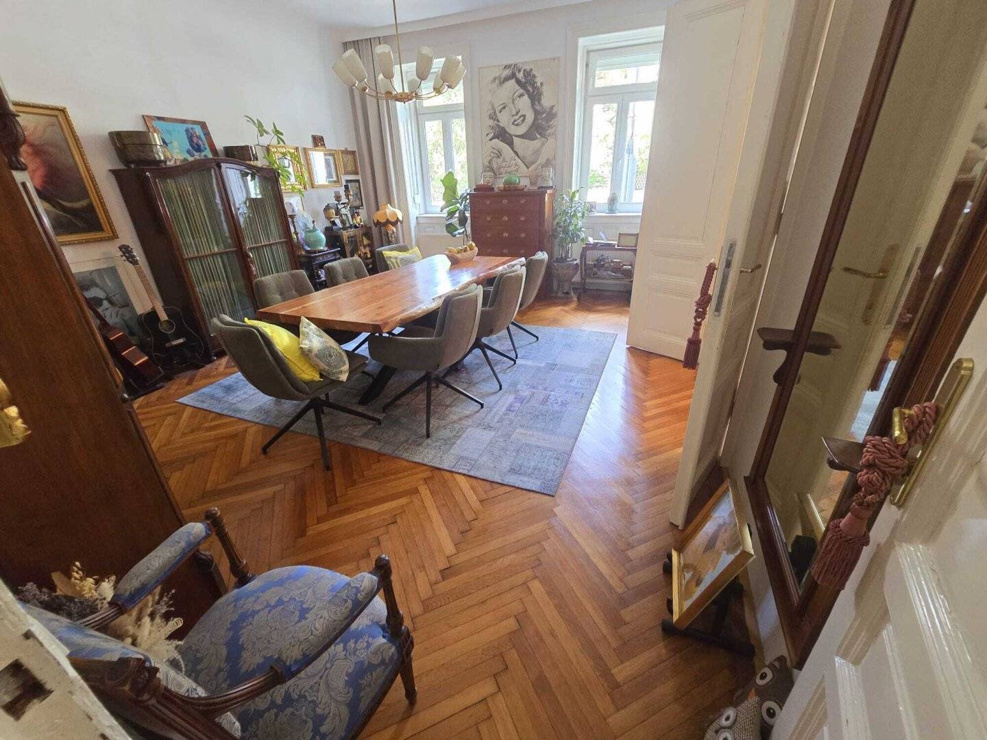 Wohnung mit Südwestterrasse und Kamin im Altbau