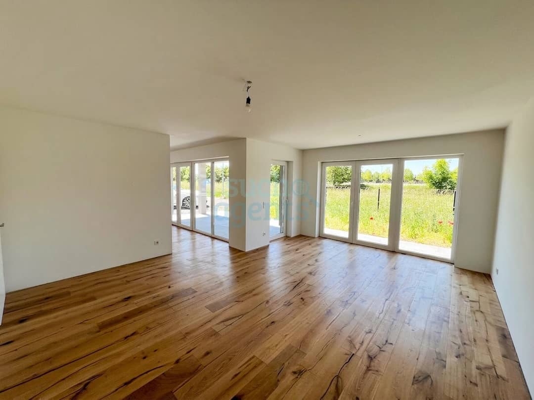 Moderne Doppelhaushälfte in Amstetten