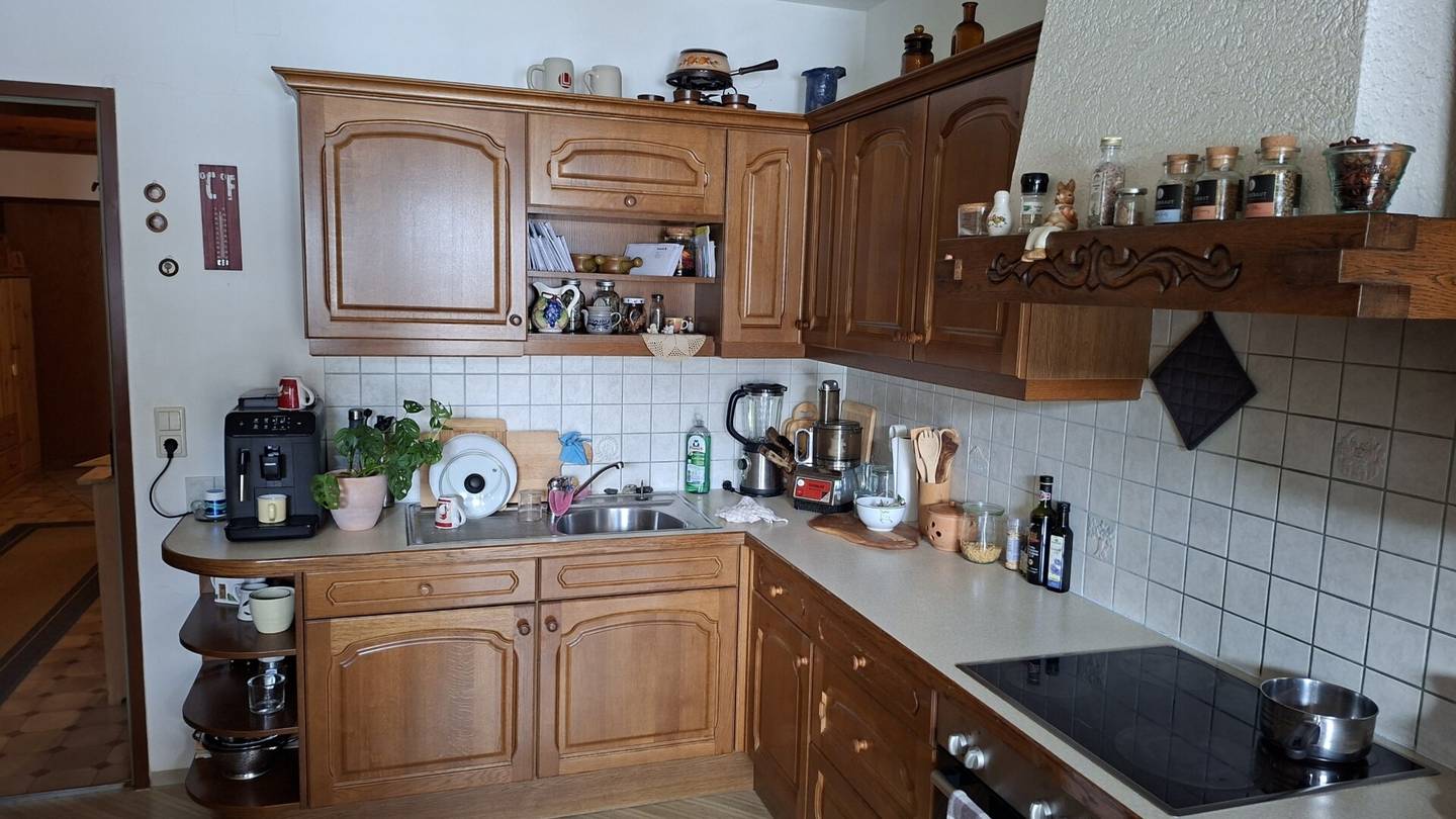 Wohnung mit zwei Balkonen und Tiefgaragenplatz