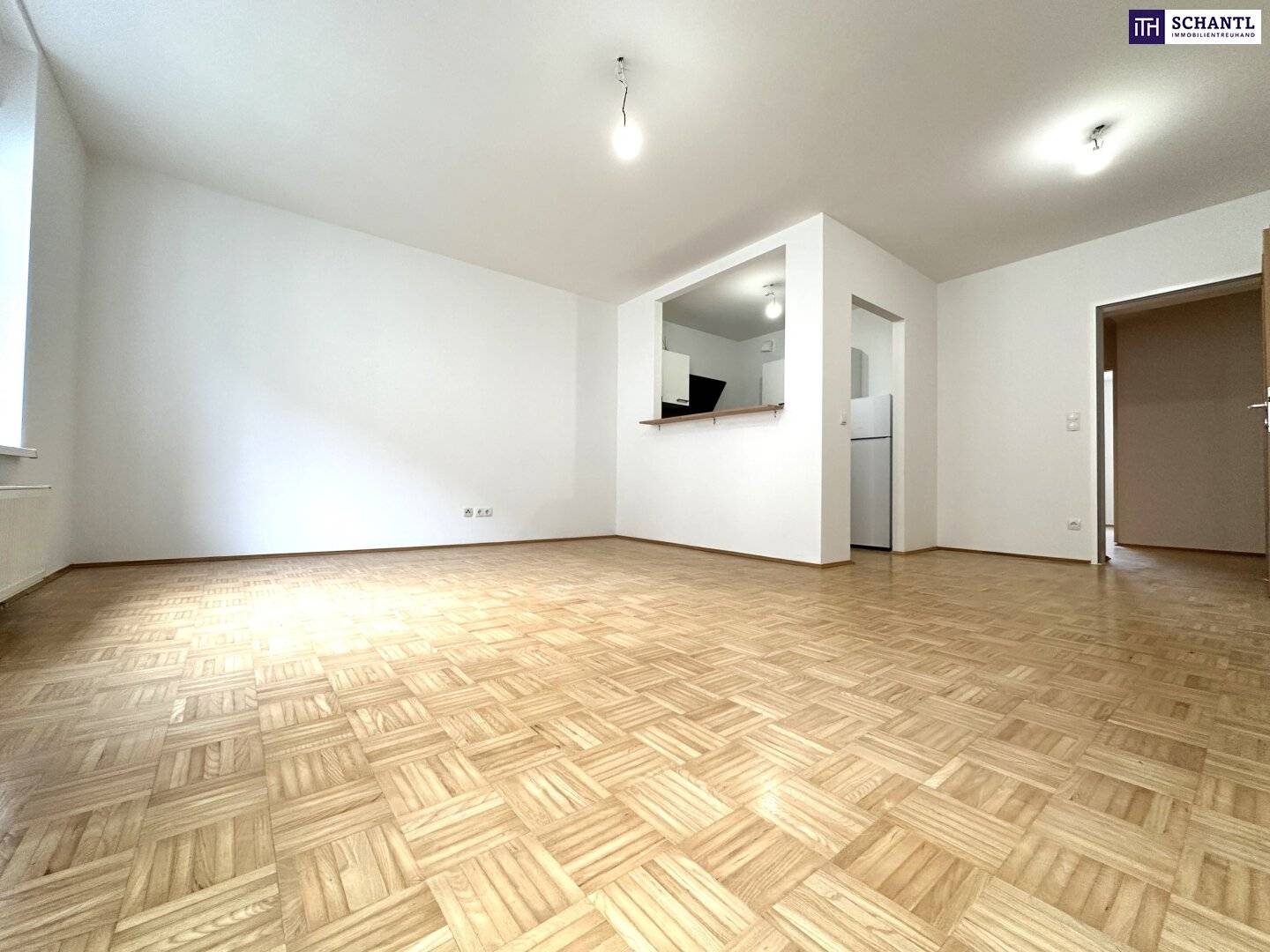 Dachgeschosswohnung mit eigenem Garten Erstbezug