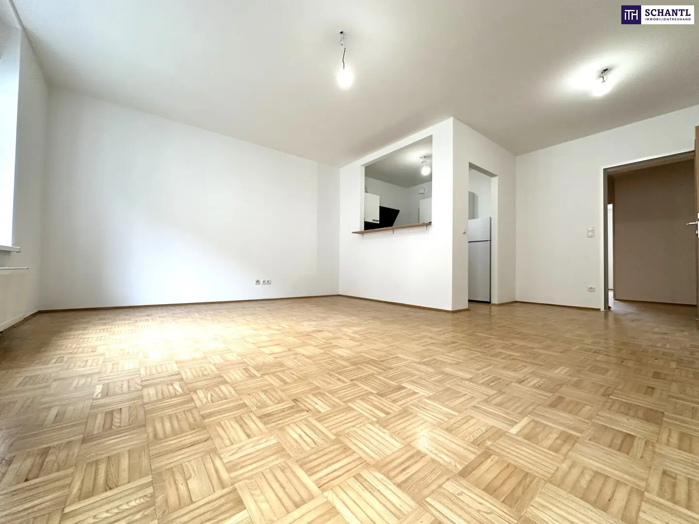 Top floor apartment with garden first occupancy
