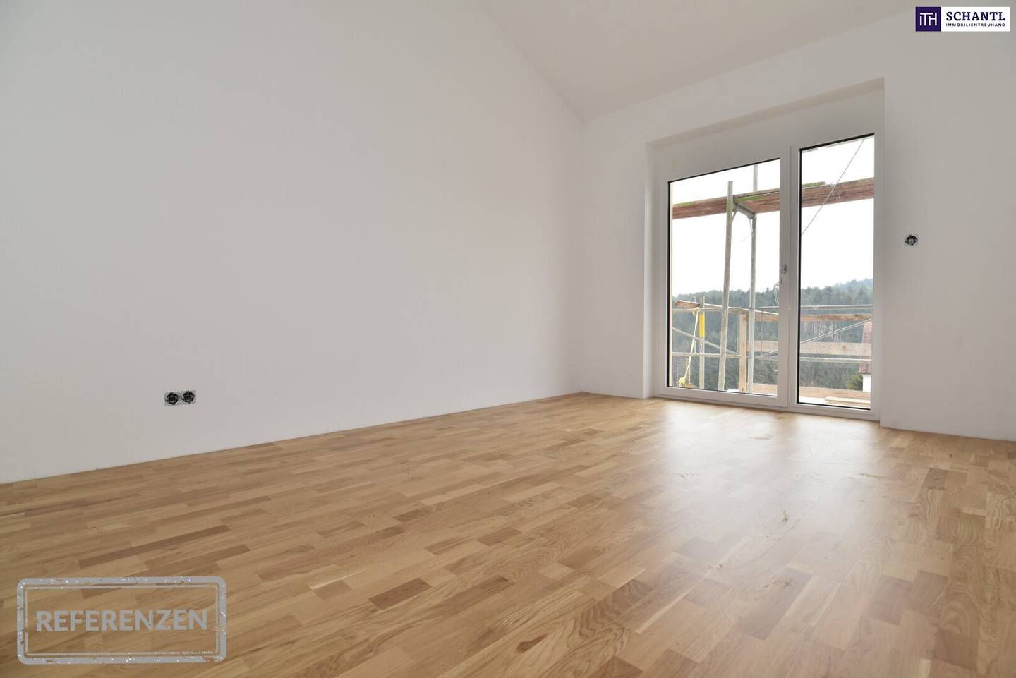 Erstbezug Wohnung mit Balkon