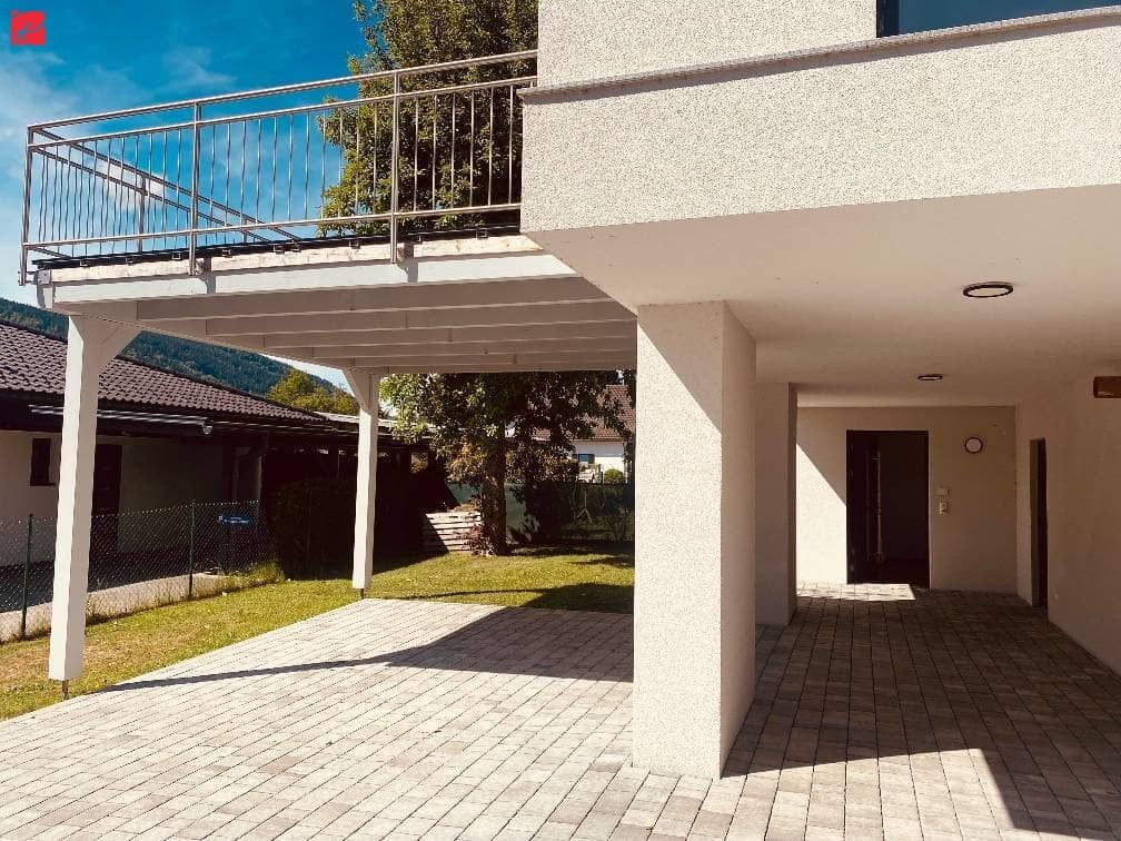 Modernes Architektenhaus mit Seeblick