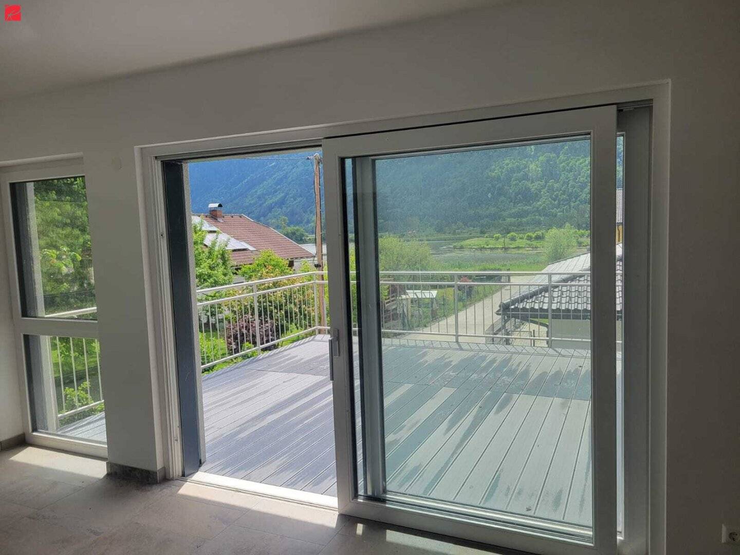 Modernes Architektenhaus mit Seeblick
