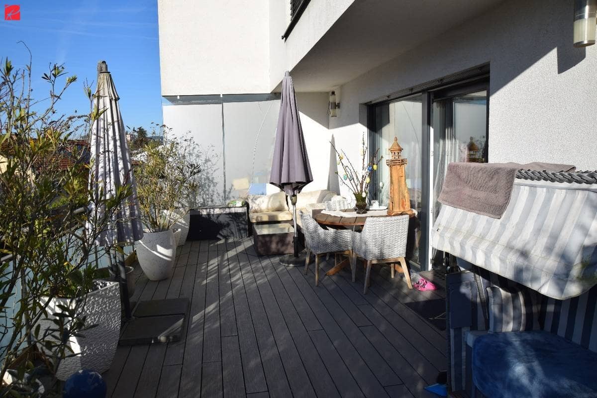 Zweifamilienhaus mit Garten und Terrassen in Linz