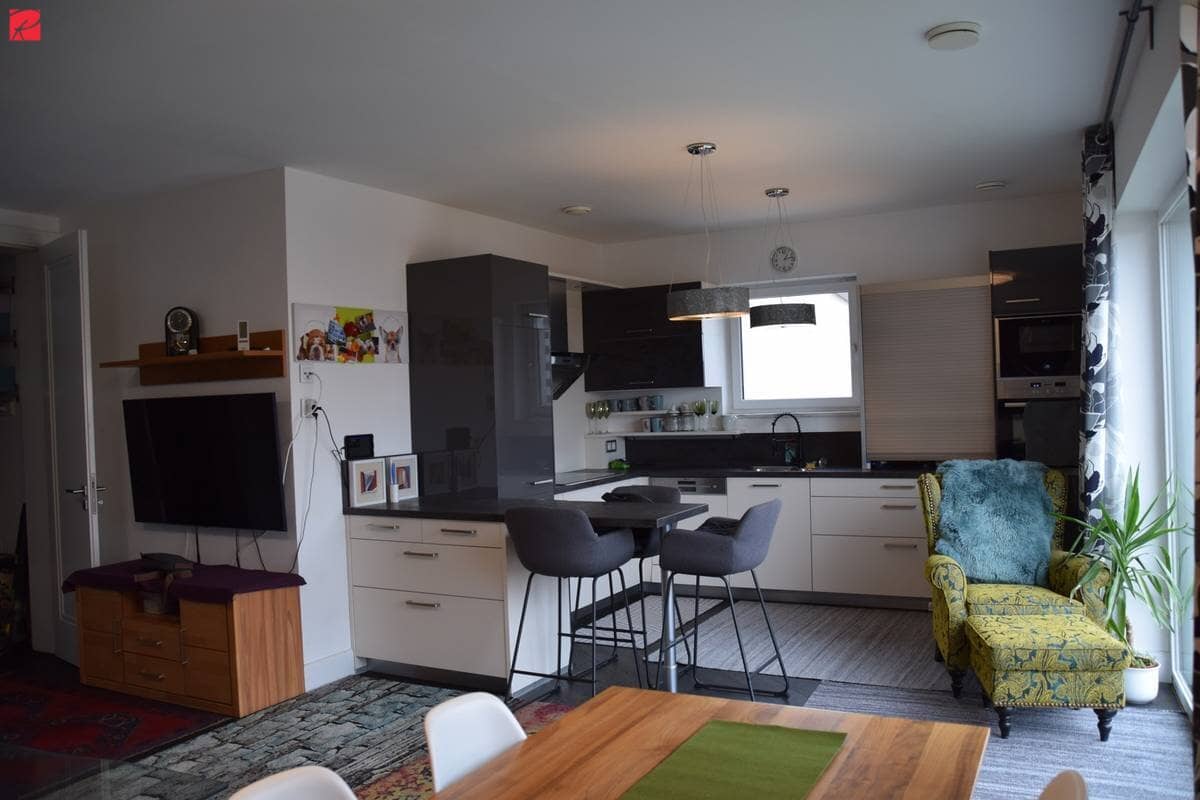 Zweifamilienhaus mit Garten und Terrassen in Linz