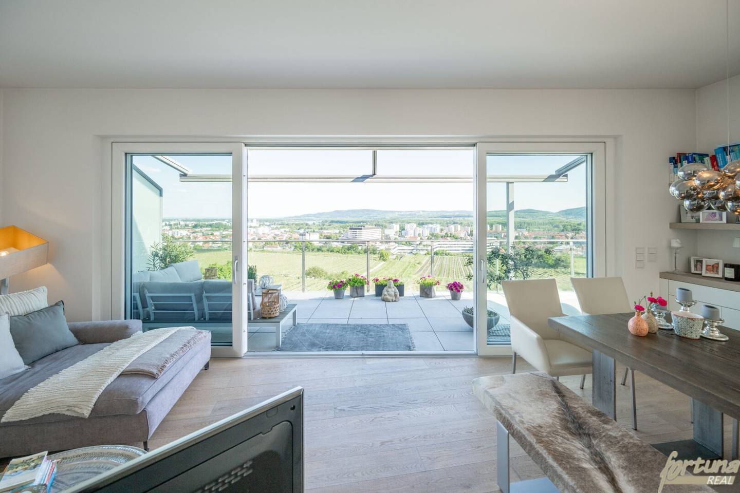 Penthouse Dachterrasse mit unverbaubarer Aussicht