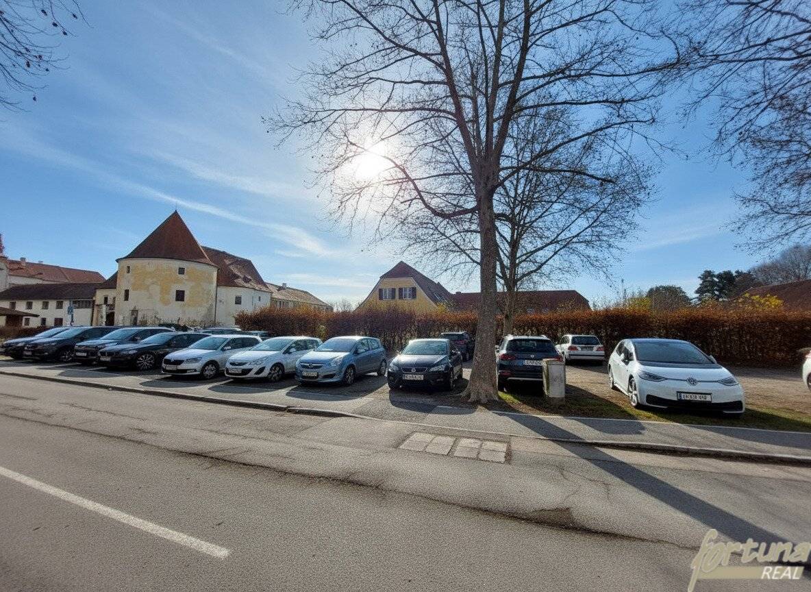 Zinshaus mit Ausbaupotenzial in Burgau