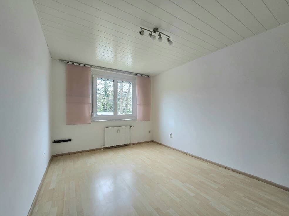 Wohnung mit Loggia und großem Magazin im gepflegten Haus mit Lift